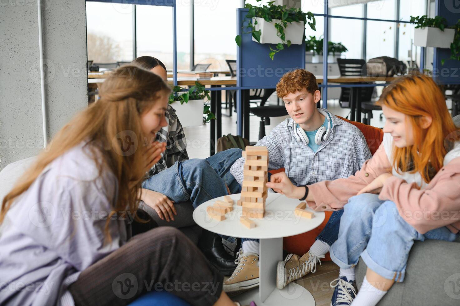Happy Friends play board game photo