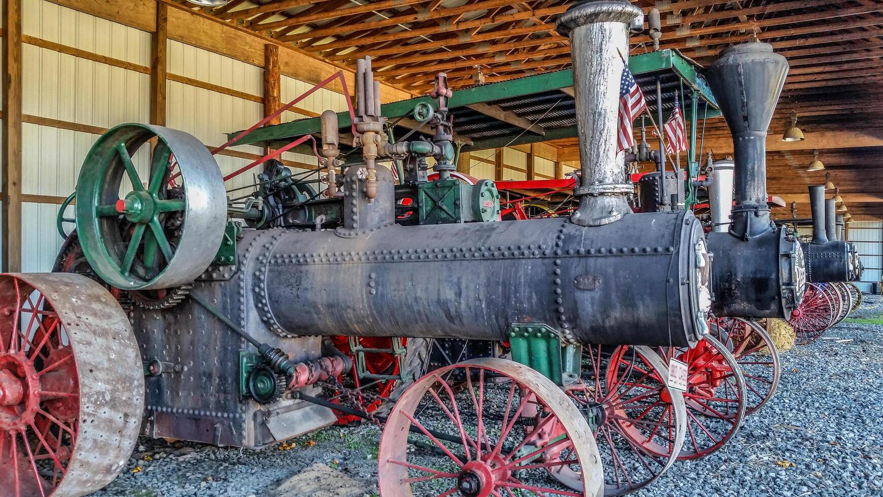 Steam threshers on display photo
