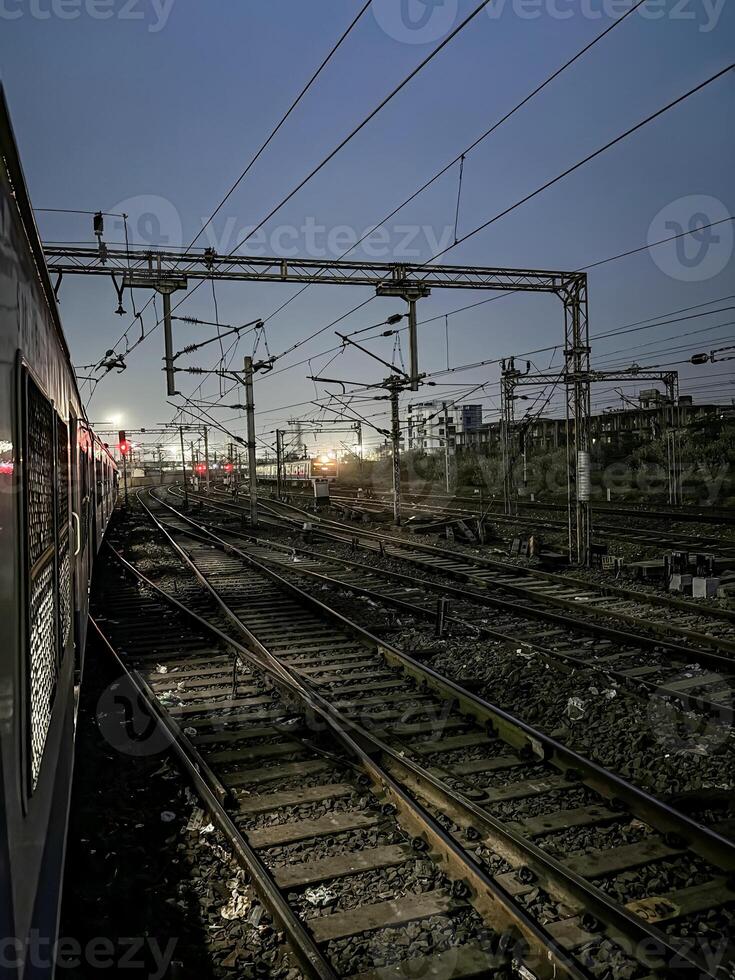 railways track click image in eavning time photo