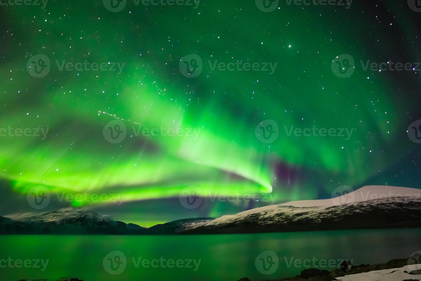 Beautiful Aurora Nature's Dazzling Light Show Paints the Night Sky with Magnificent Colors, Enthralling Spectators Worldwide in Awe photo
