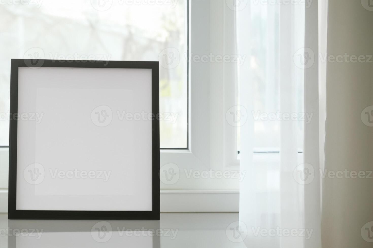 Natural Mockup Photo Paper on Wooden Table for a Realistic and Authentic Presentation, Perfect for Showcasing Designs with a Natural Feel