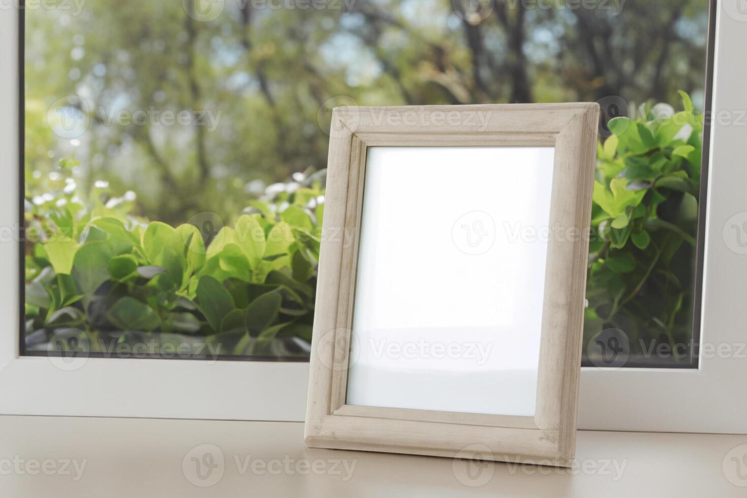 Natural Mockup Photo Paper on Wooden Table for a Realistic and Authentic Presentation, Perfect for Showcasing Designs with a Natural Feel