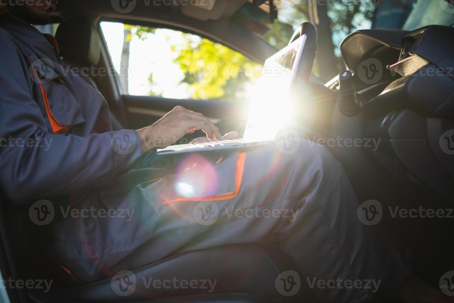 Technicians from service center inspect and assist customers cars that are having problems while traveling build confidence in customers who choose buy car from service center and receive help quickly photo