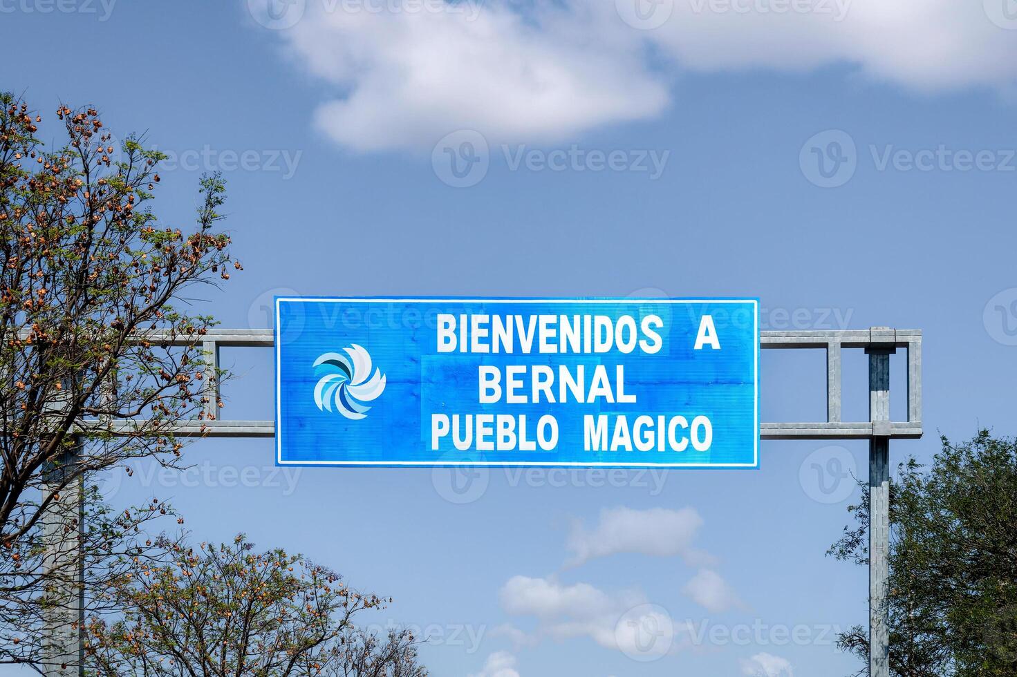 Welcome sign to the Peak Bernal, Monolith in Queretaro, Mexico photo