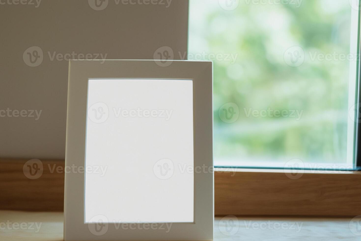 Natural Mockup Photo Paper on Wooden Table for a Realistic and Authentic Presentation, Perfect for Showcasing Designs with a Natural Feel