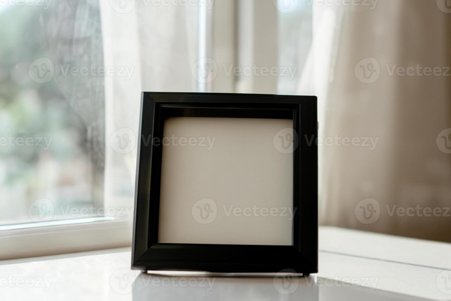 Natural Mockup Photo Paper on Wooden Table for a Realistic and Authentic Presentation, Perfect for Showcasing Designs with a Natural Feel