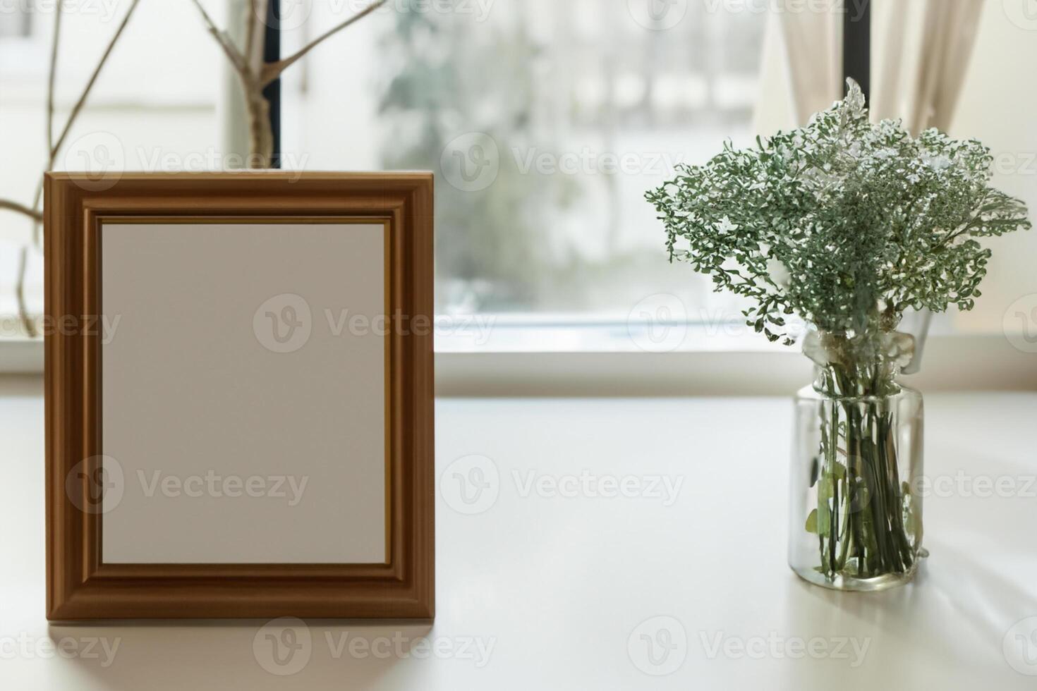Natural Mockup Photo Paper on Wooden Table for a Realistic and Authentic Presentation, Perfect for Showcasing Designs with a Natural Feel