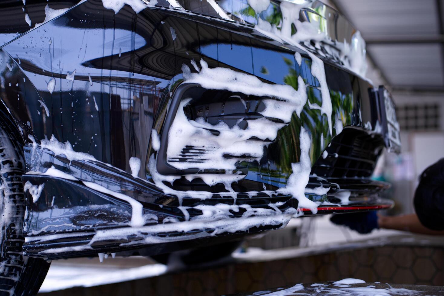 People washing cars photo