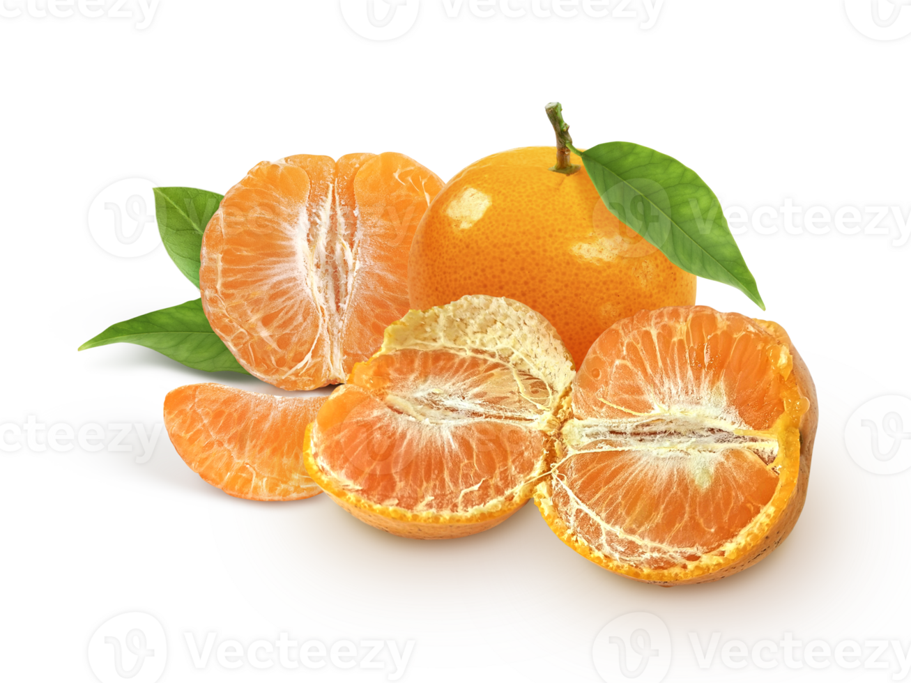 tangerine or mandarin fruit with leaves, transparent background png