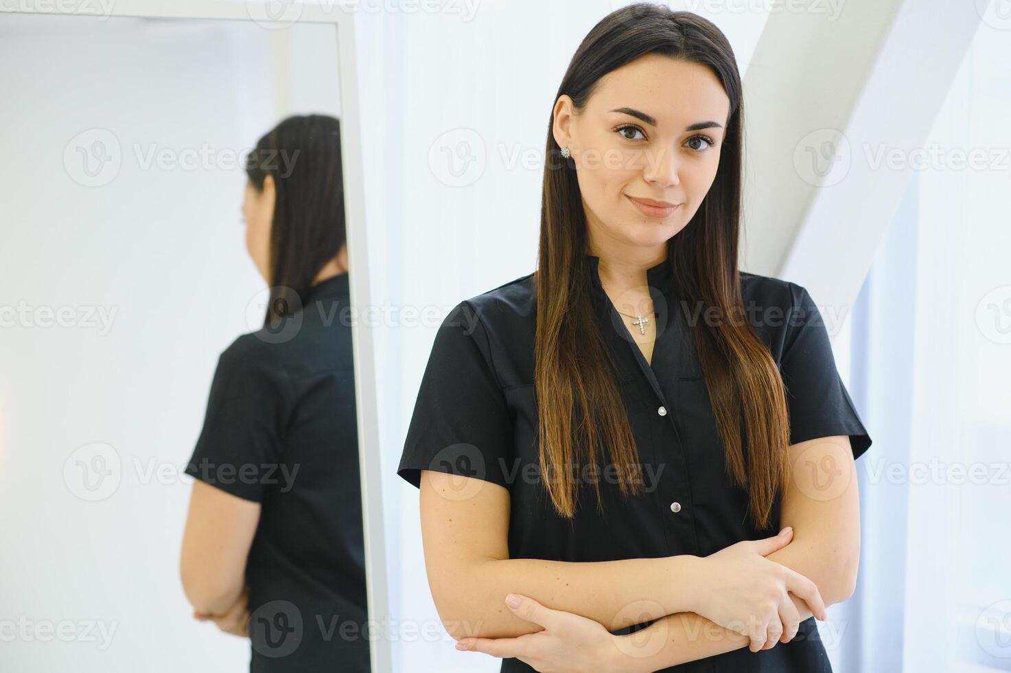 Portrait of a smilling brunette woman photo