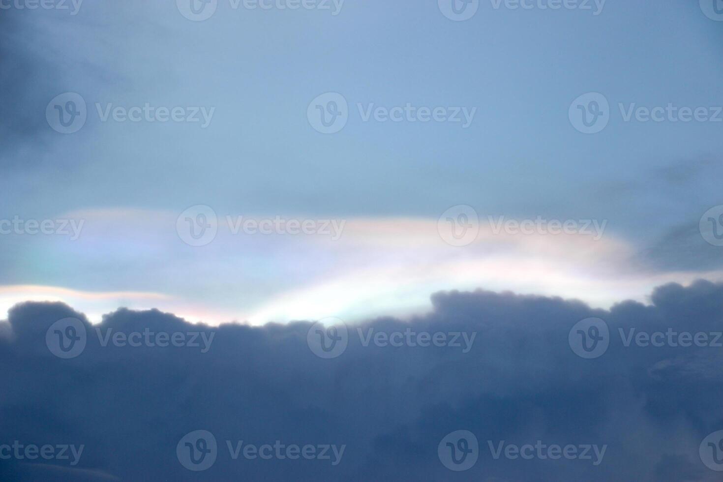 reflection light sun ray from beside white clouds in cloudy daytime with dusk sunrise sunset twilight time sky with city high view photo