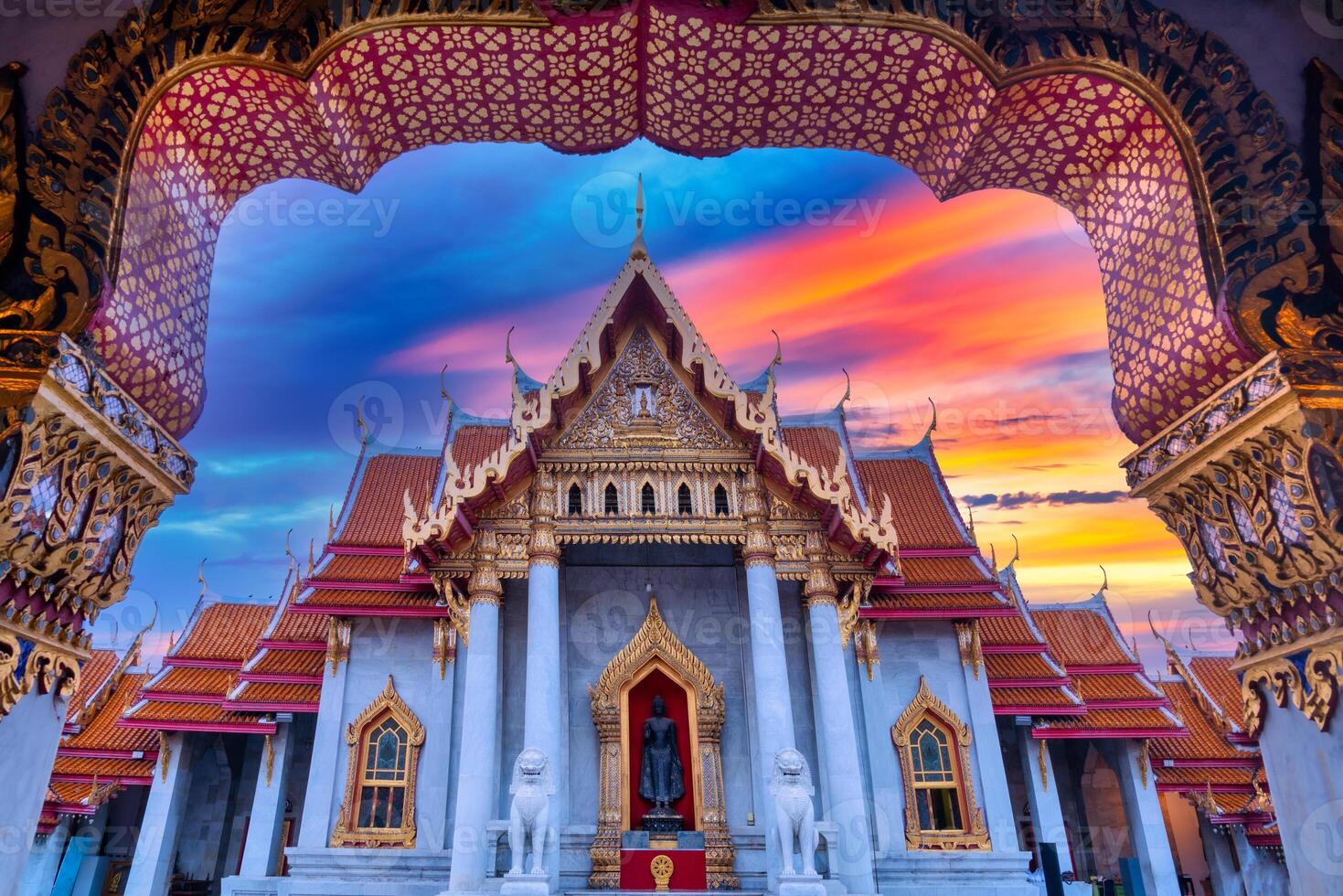 The Marble Temple, Wat Benchamabopitr Dusitvanaram at sunrise in Bangkok, Thailand. photo