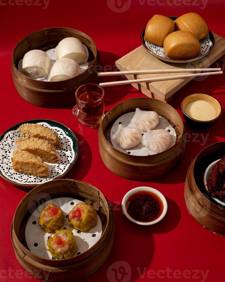 Dimsum is a snack originating from China. This food is usually eaten as breakfast or an afternoon snack photo