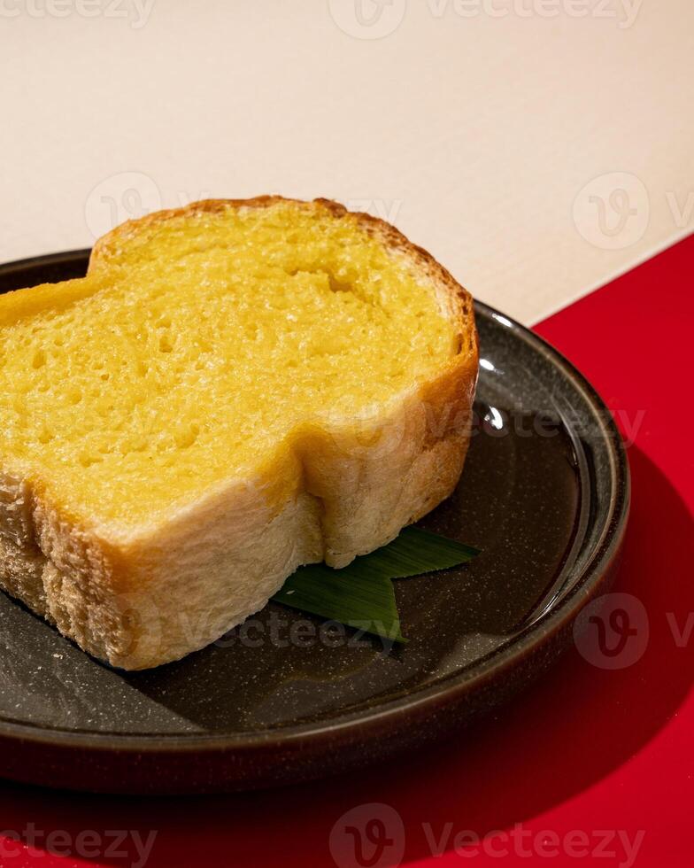 Steamed bread is a type of bread, usually made from wheat, which is made by steaming it with butter photo