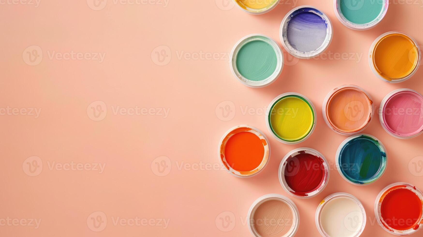 ligero melocotón antecedentes presentando un conjunto de acuarela pinturas con generoso copyspace para texto foto