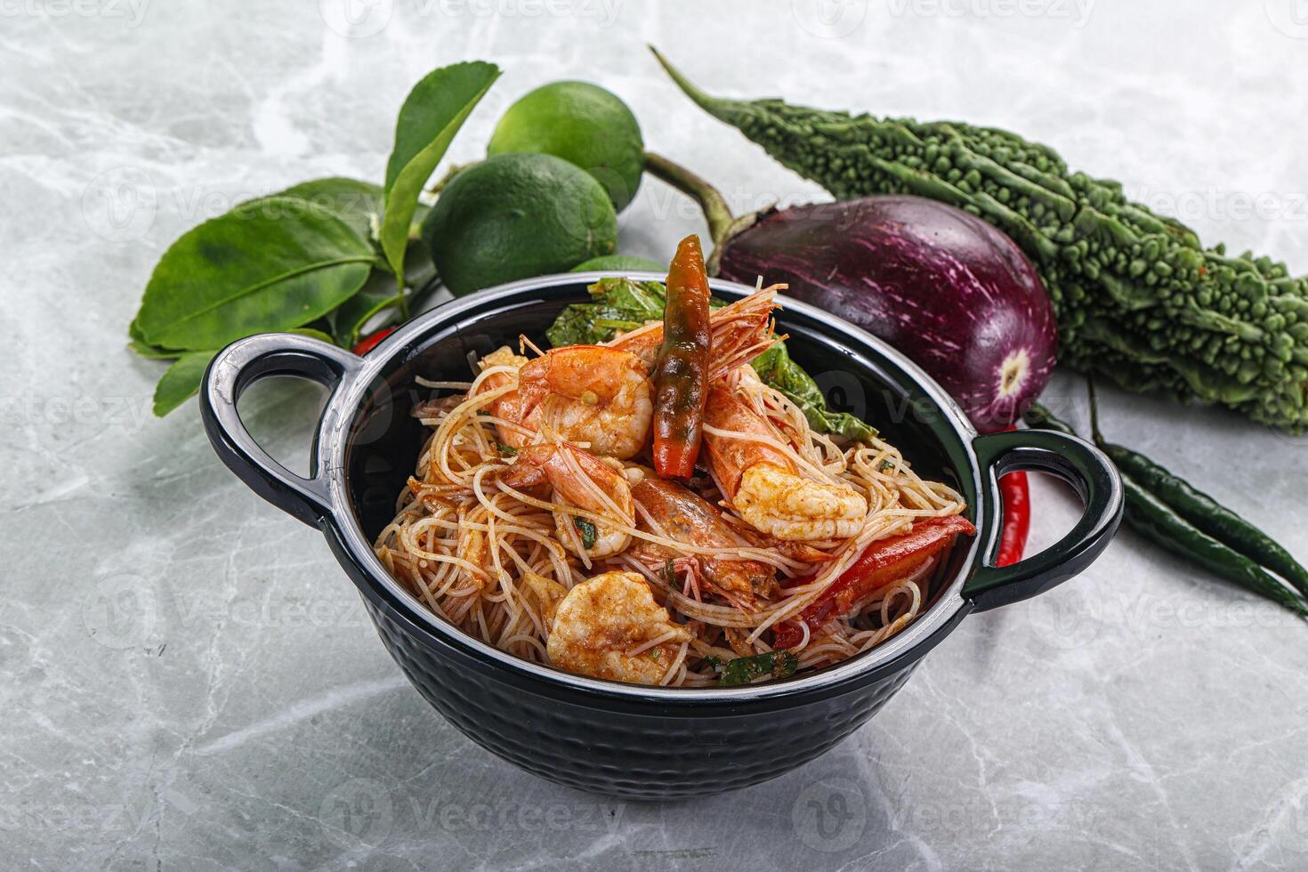 Thai Spicy Vermicelli Salad with Prawns photo