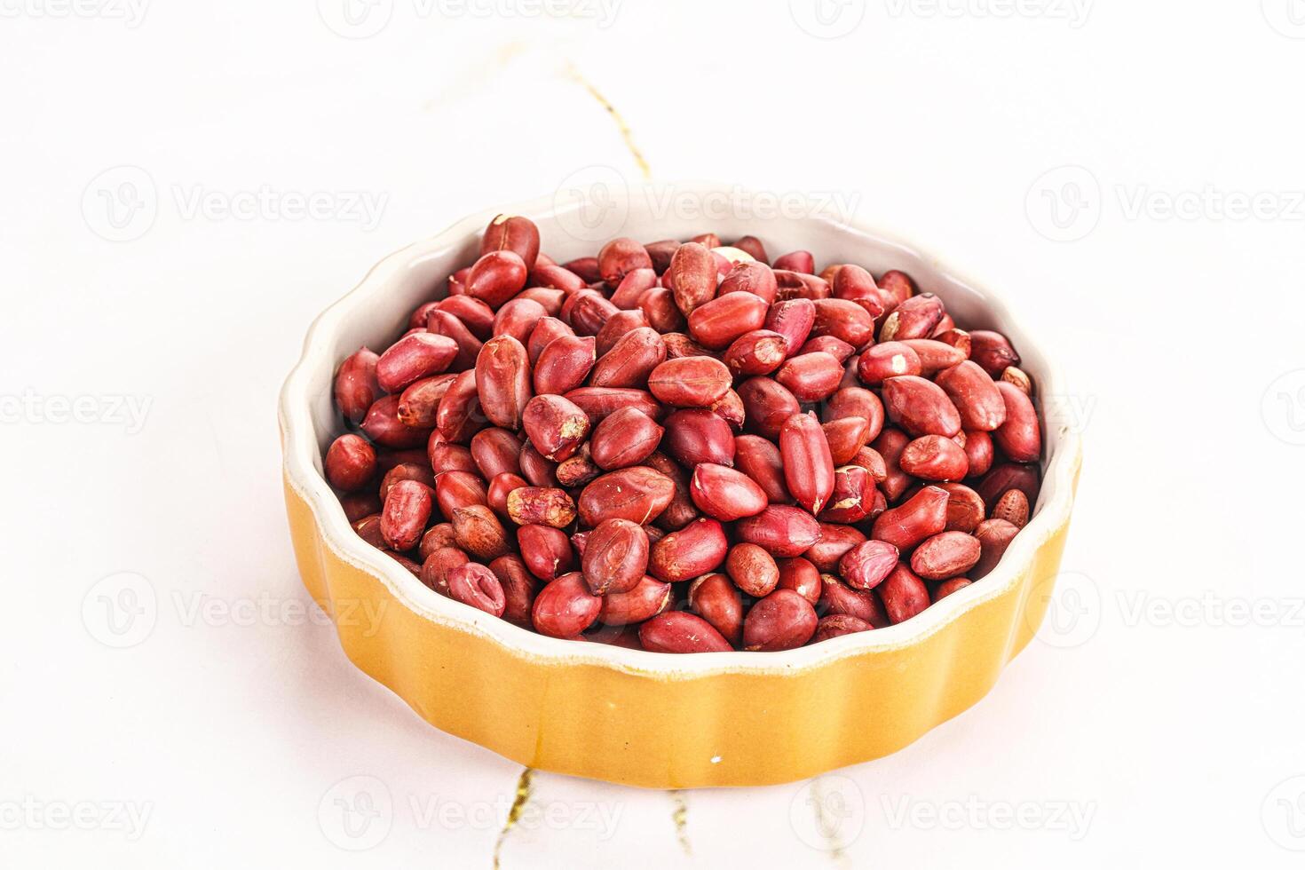 Raw peanut heap for roast photo