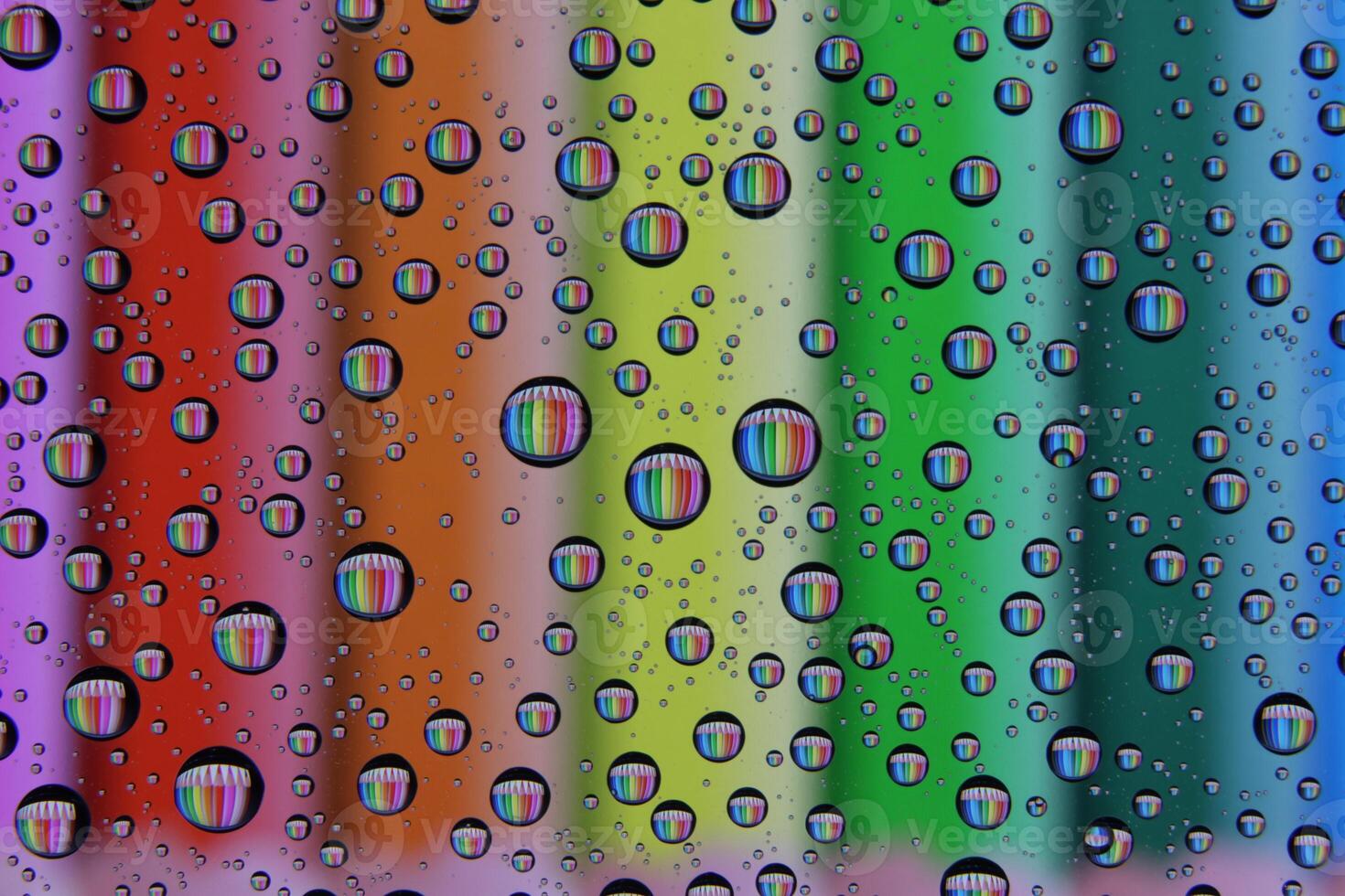 circles with pens inside and background out of focus . wallpapers with themes , backgrounds photo