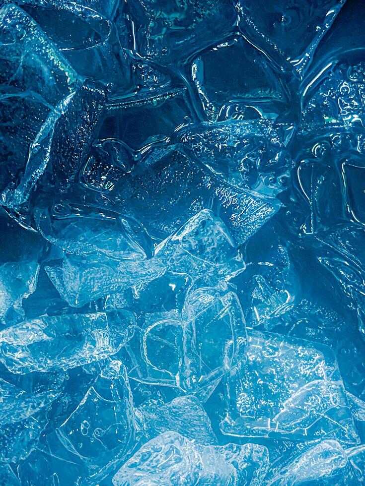 icecubes background,icecubes texture,icecubes wallpaper,ice helps to feel refreshed and cool water from the icecubes helps the water refresh your life and feel good.ice drinks for refreshment business photo