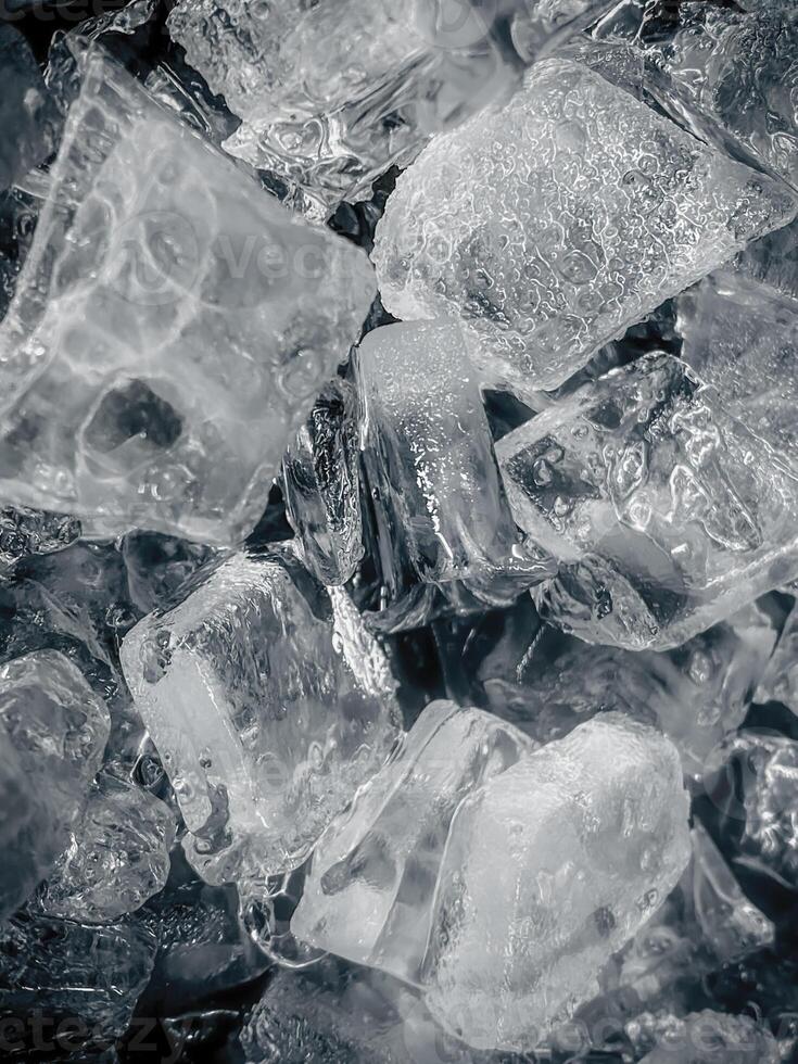icecubes background,icecubes texture,icecubes wallpaper,ice helps to feel refreshed and cool water from the icecubes helps the water refresh your life and feel good.ice drinks for refreshment business photo