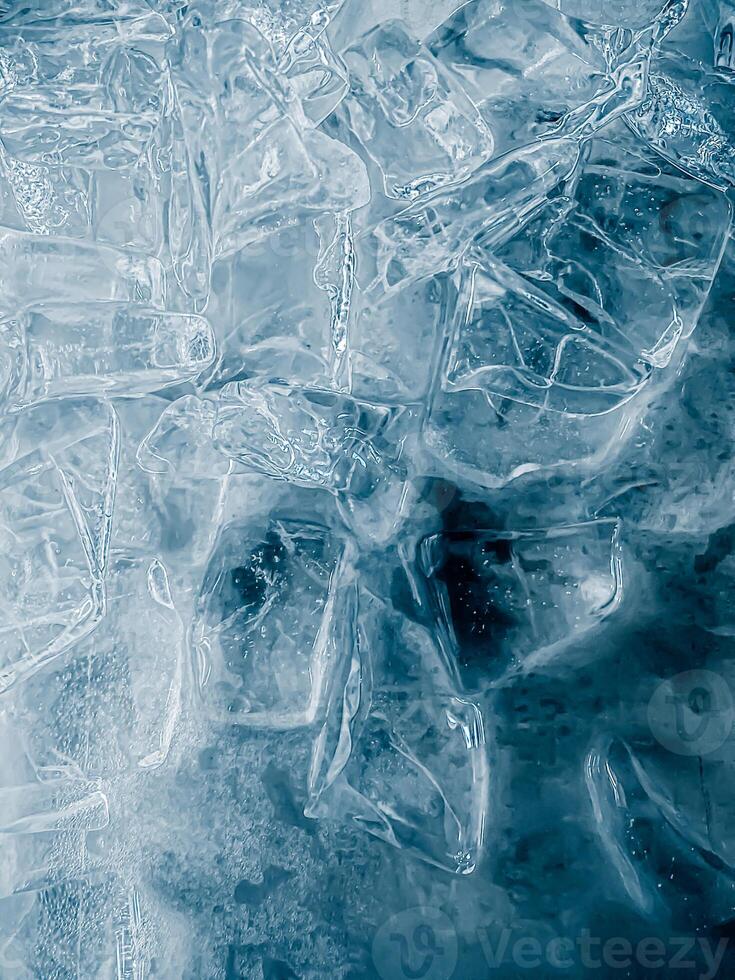 icecubes background,icecubes texture,icecubes wallpaper,ice helps to feel refreshed and cool water from the icecubes helps the water refresh your life and feel good.ice drinks for refreshment business photo