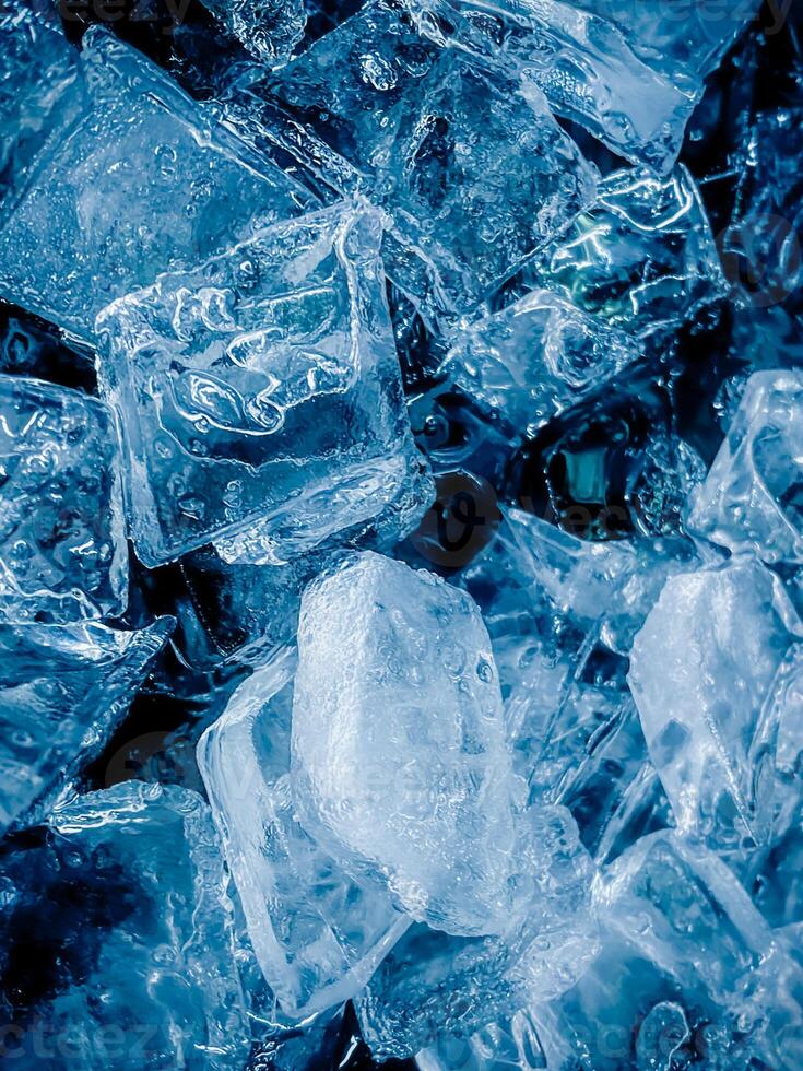 icecubes background,icecubes texture,icecubes wallpaper,ice helps to feel refreshed and cool water from the icecubes helps the water refresh your life and feel good.ice drinks for refreshment business photo