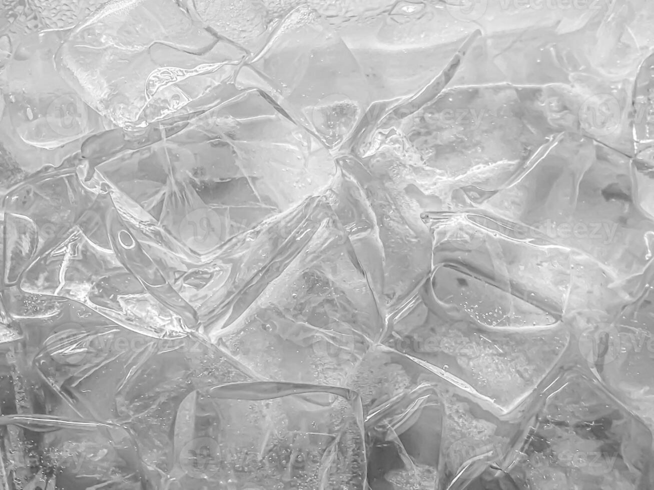 icecubes background,icecubes texture,icecubes wallpaper,ice helps to feel refreshed and cool water from the icecubes helps the water refresh your life and feel good.ice drinks for refreshment business photo
