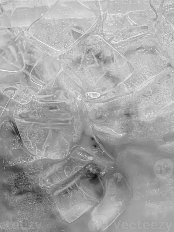 icecubes background,icecubes texture,icecubes wallpaper,ice helps to feel refreshed and cool water from the icecubes helps the water refresh your life and feel good.ice drinks for refreshment business photo