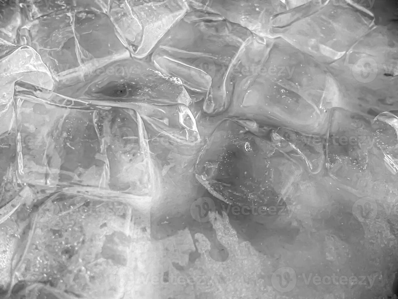 icecubes background,icecubes texture,icecubes wallpaper,ice helps to feel refreshed and cool water from the icecubes helps the water refresh your life and feel good.ice drinks for refreshment business photo