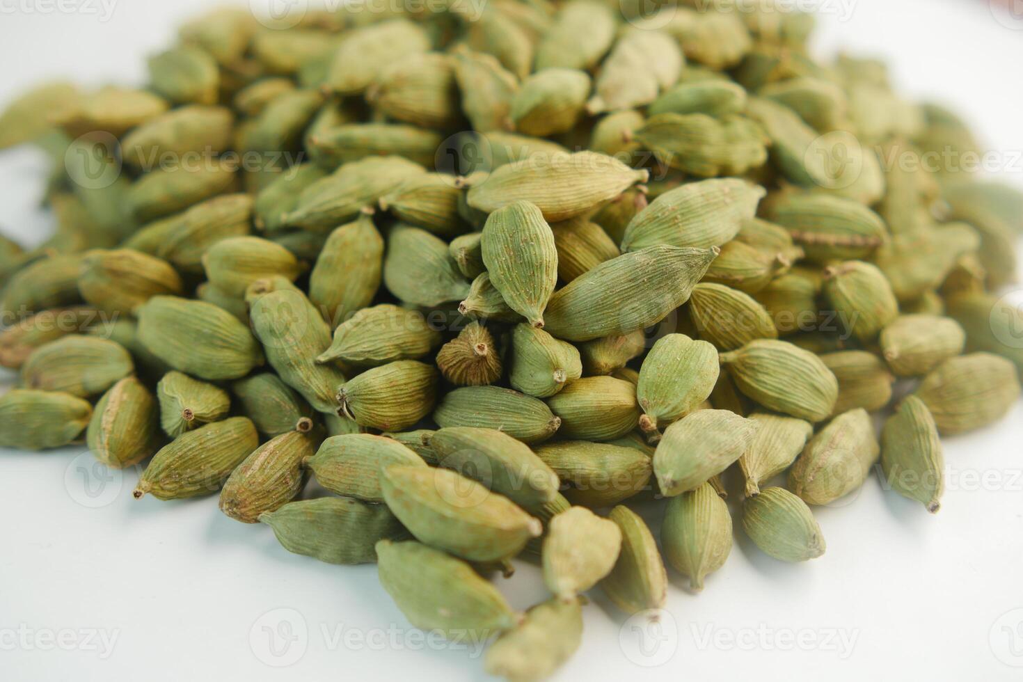 close up of Cardamom on white background photo