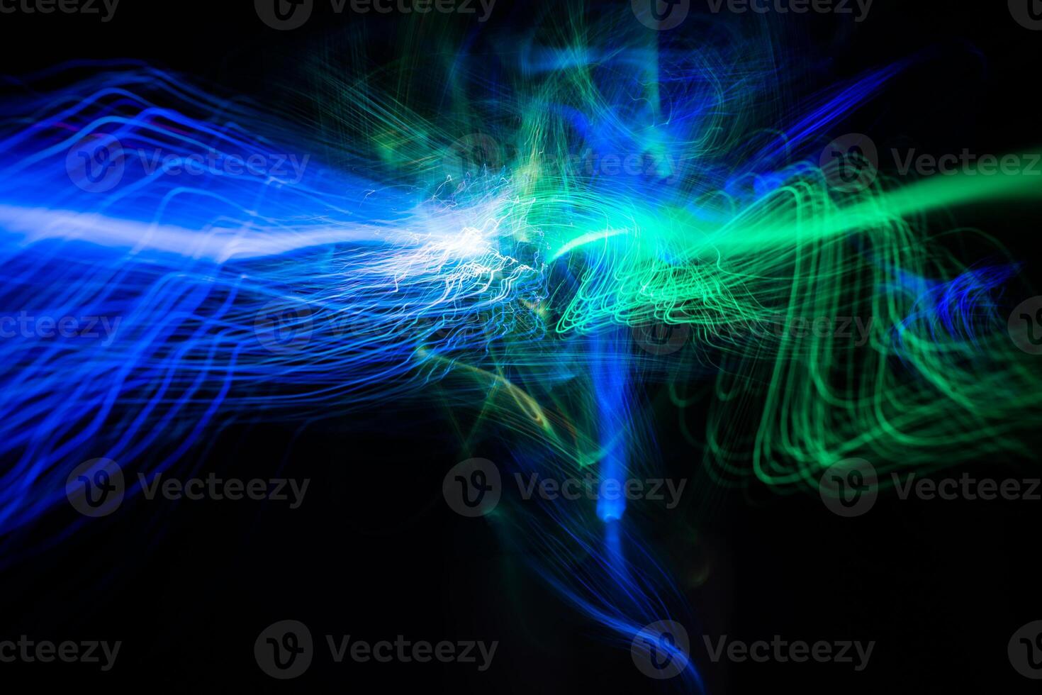 Light wave of energy with elegant glowing lines. Abstract technology background. photo