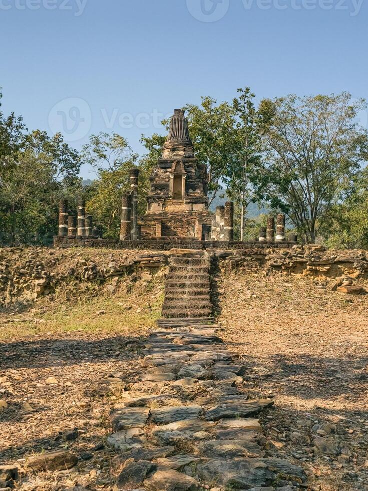 Wat Phra Bat Noi temple in Sukhothai, Thailand photo