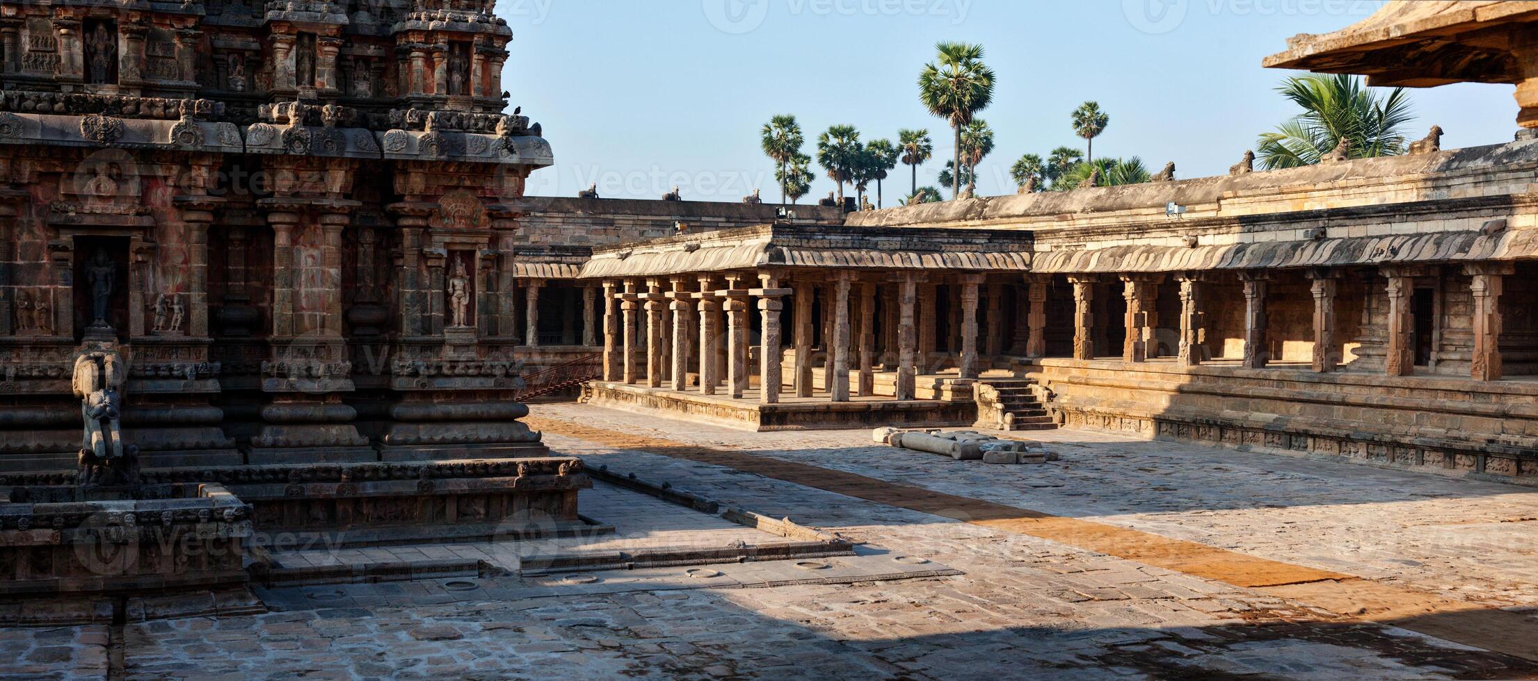 Airavatesvara Temple, Darasuram photo