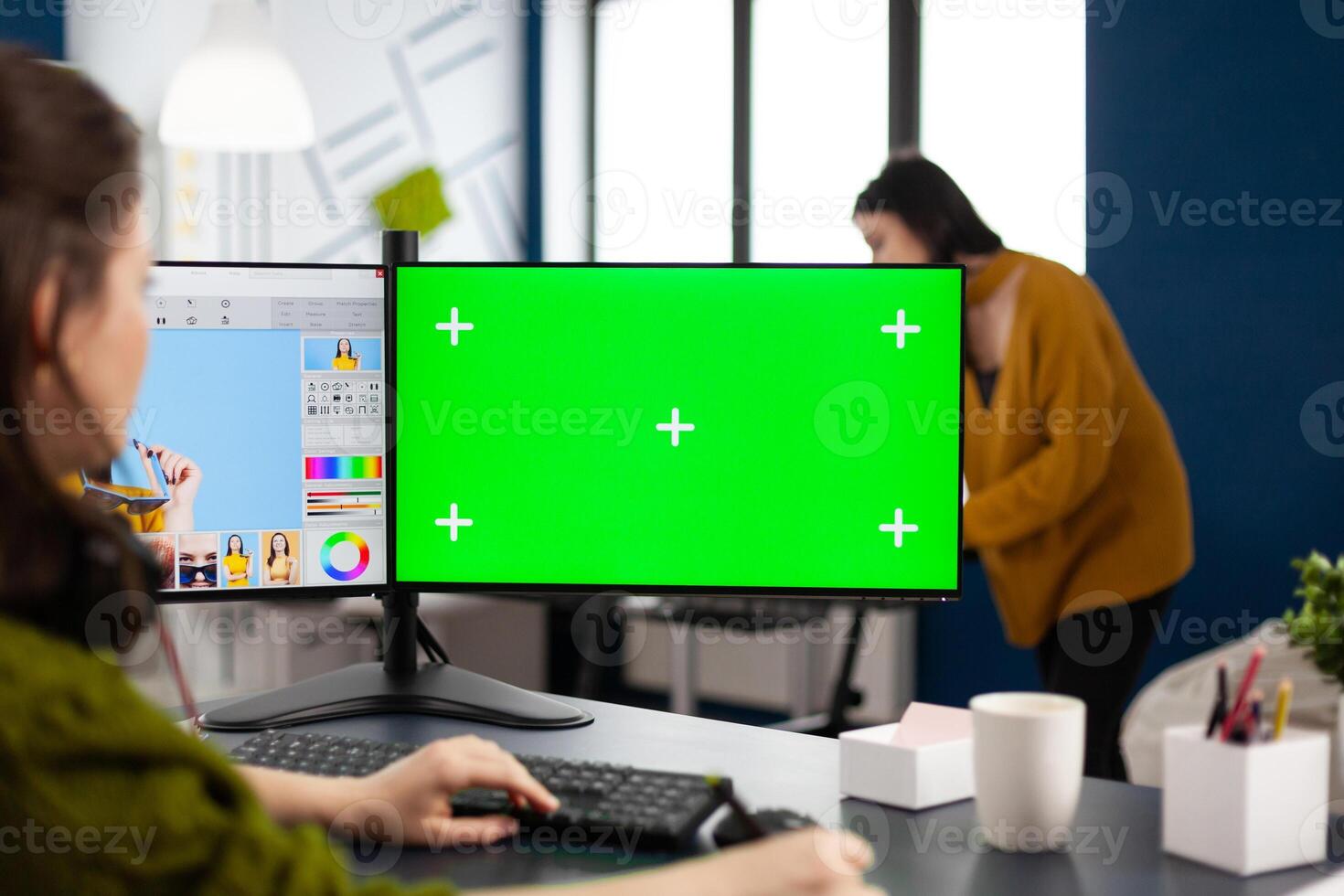 page-3-green-screen-studio-stock-photos-images-and-backgrounds-for