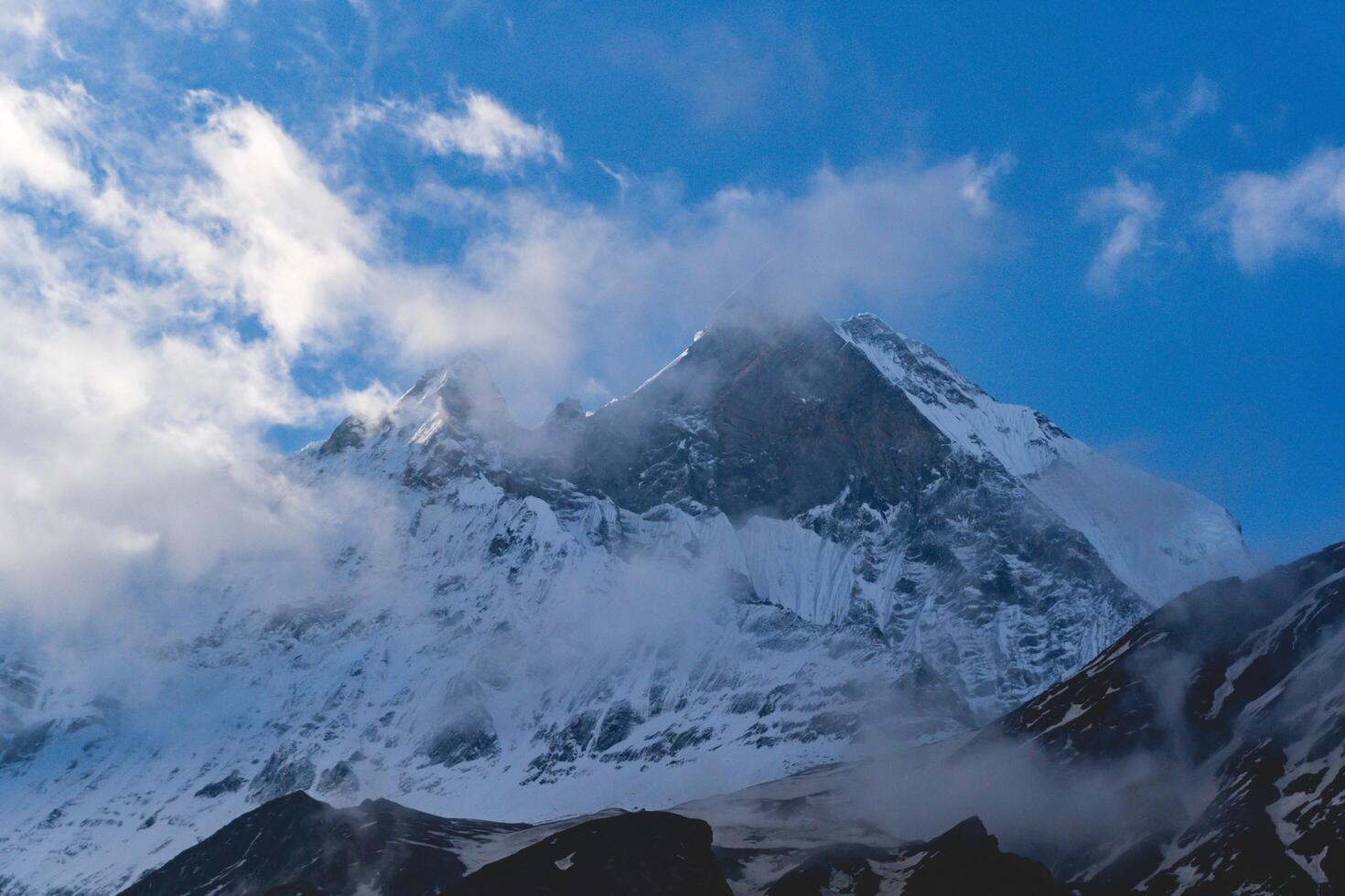 Mountain in Nepal, Annapurna Base Camp, Machapuchare Mountain, Annapurna Trekking, Travel in Nepal photo
