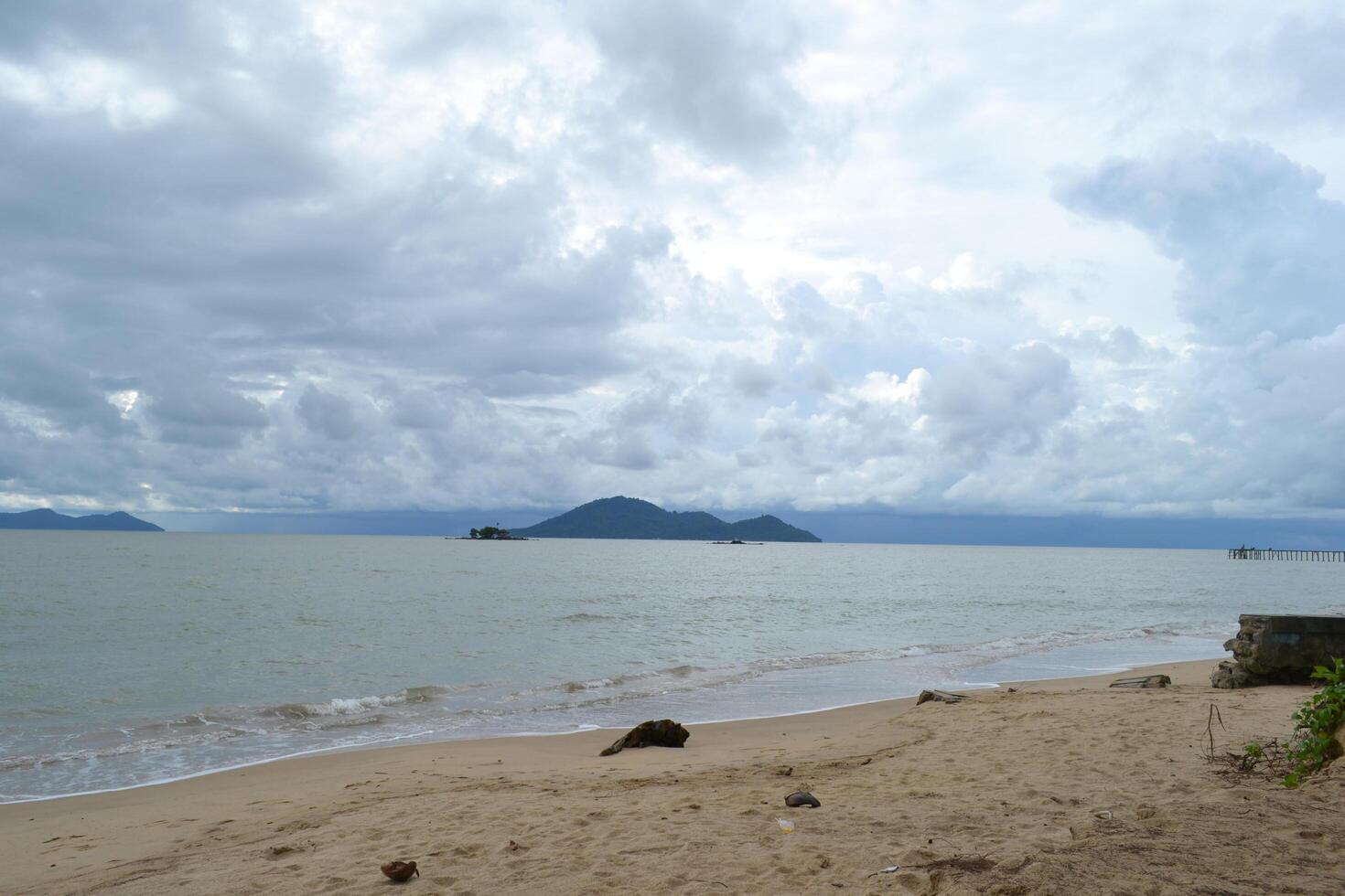 Scenic view of sea against sky photo