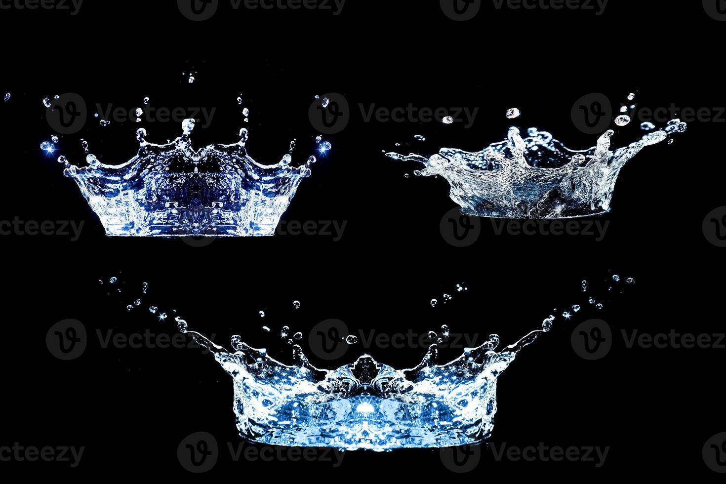 High-Speed Photography of Water Splashes Forming Crown Shapes on Black Background, Capturing the Beauty and Dynamics of Liquid Motion in Stunning Detail photo
