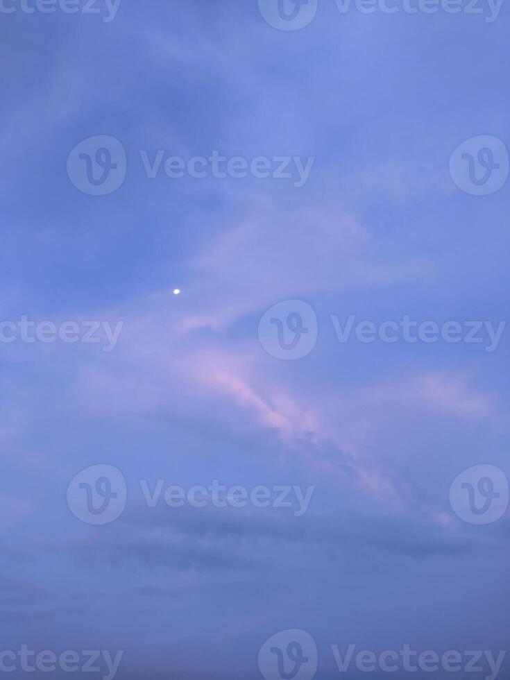 A view of sky photo