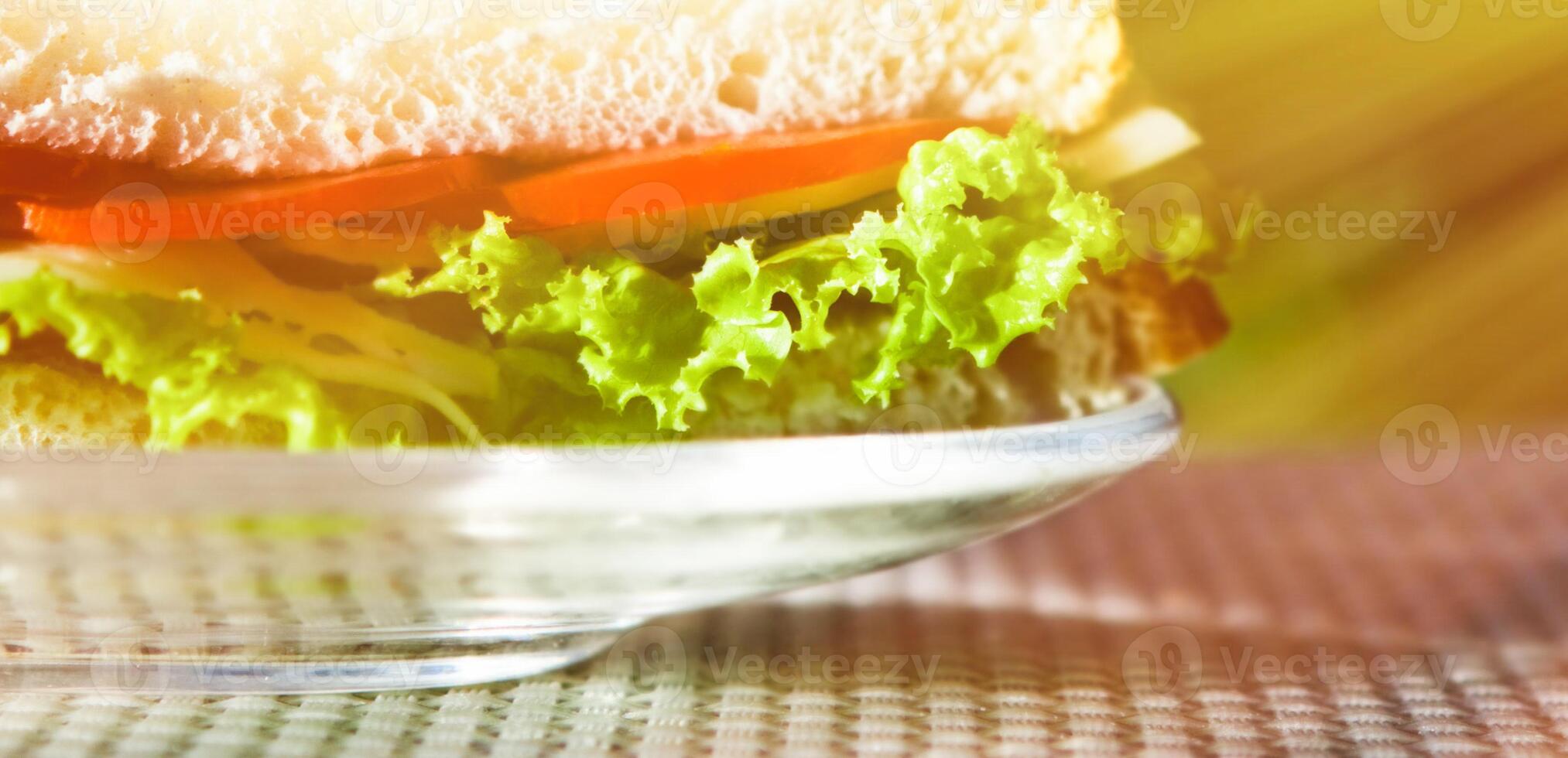 Enjoy a well-balanced lunch photo