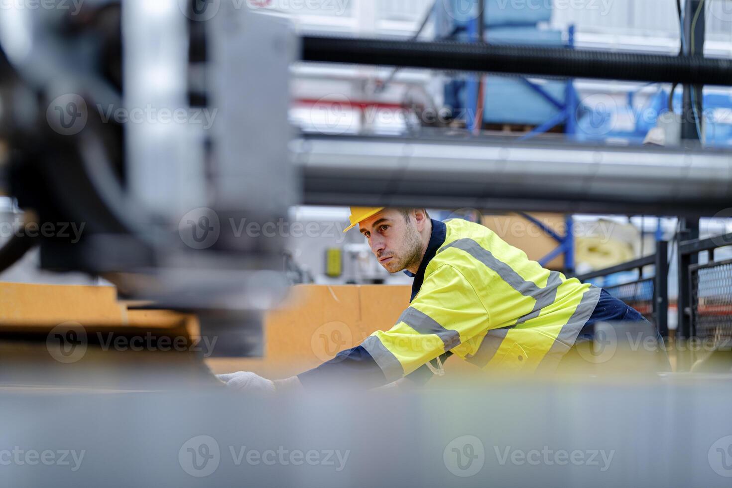 technician engineers checking the process on Heavy machine. mechanical engineering team production. Industry manufacturing. Worker holding tablet and folde. High technology production. photo