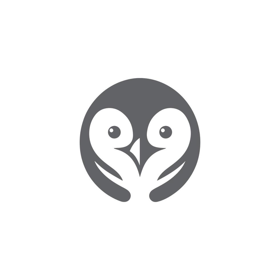 simple eye catching minimalist head penguin, black and white, white background vector