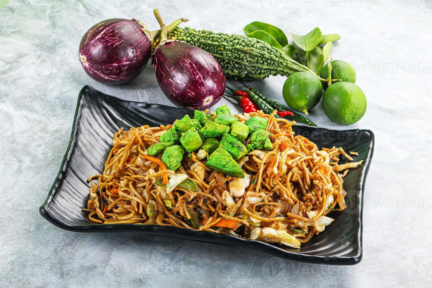 Stir fried noodles with chicken photo