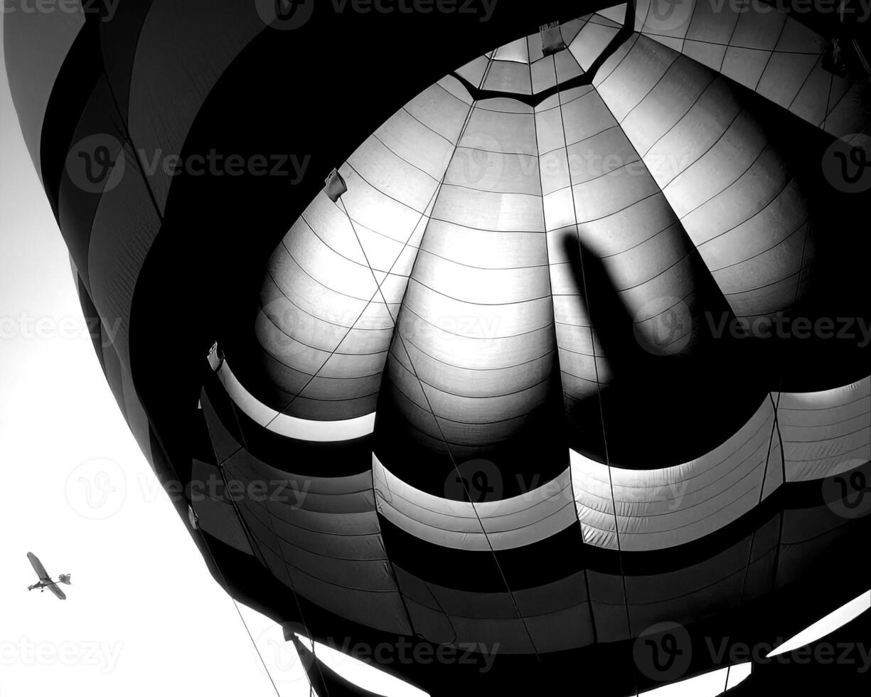 Black and white hot air balloons background photo