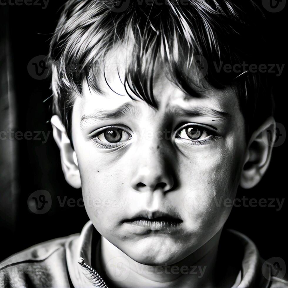 negro y blanco foto de solitario triste chico