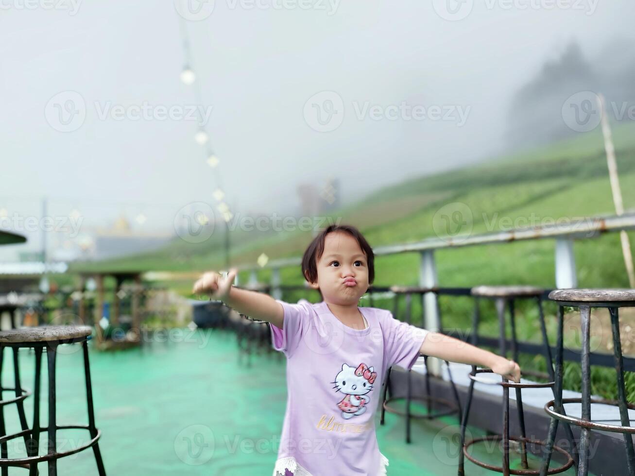 Holidays with family in the mountains, children and parents enjoy enjoying the holiday period, doing positive activities and having fun on Sundays photo