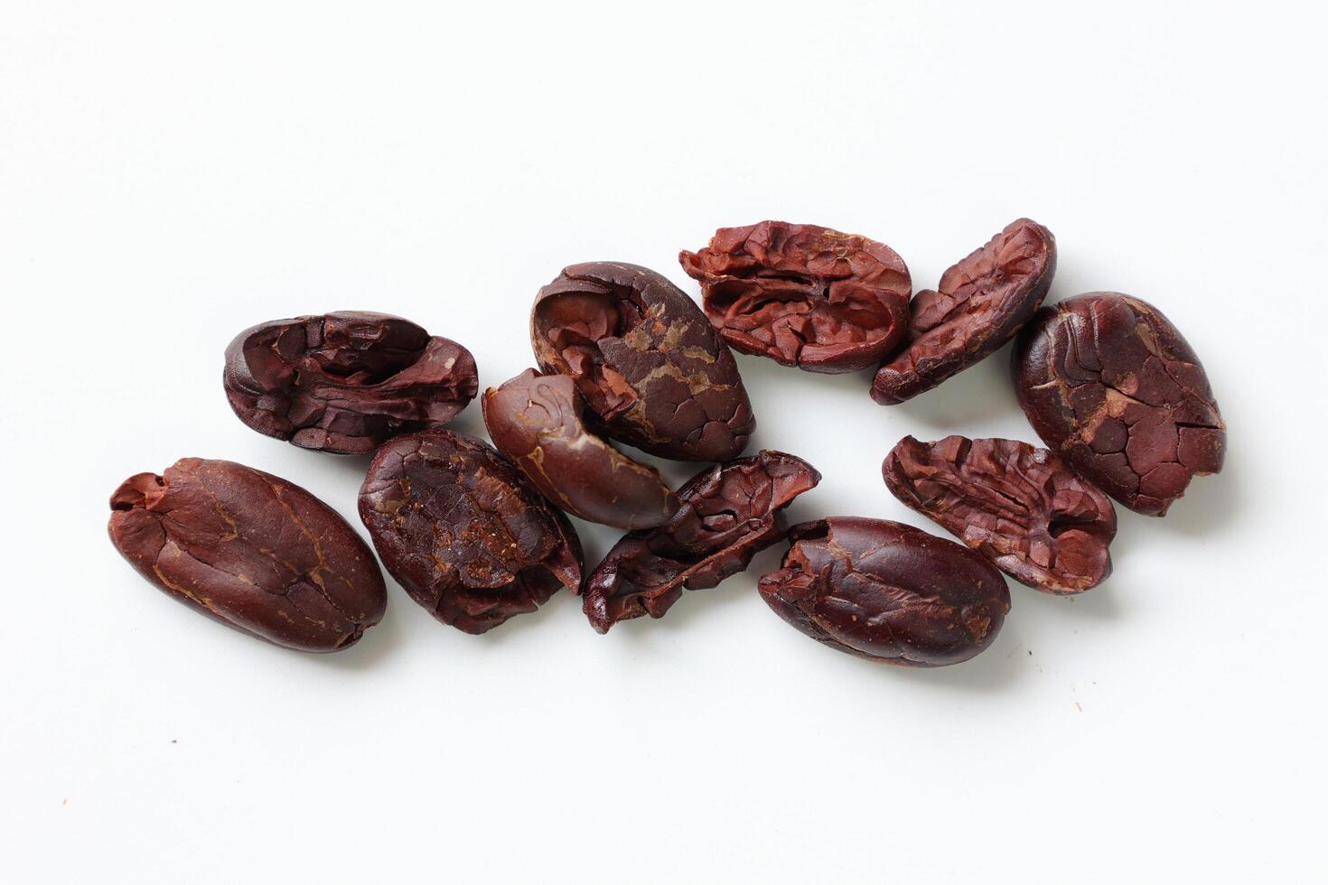 Brown roasted cocoa beans seeds, cocoa bean photo