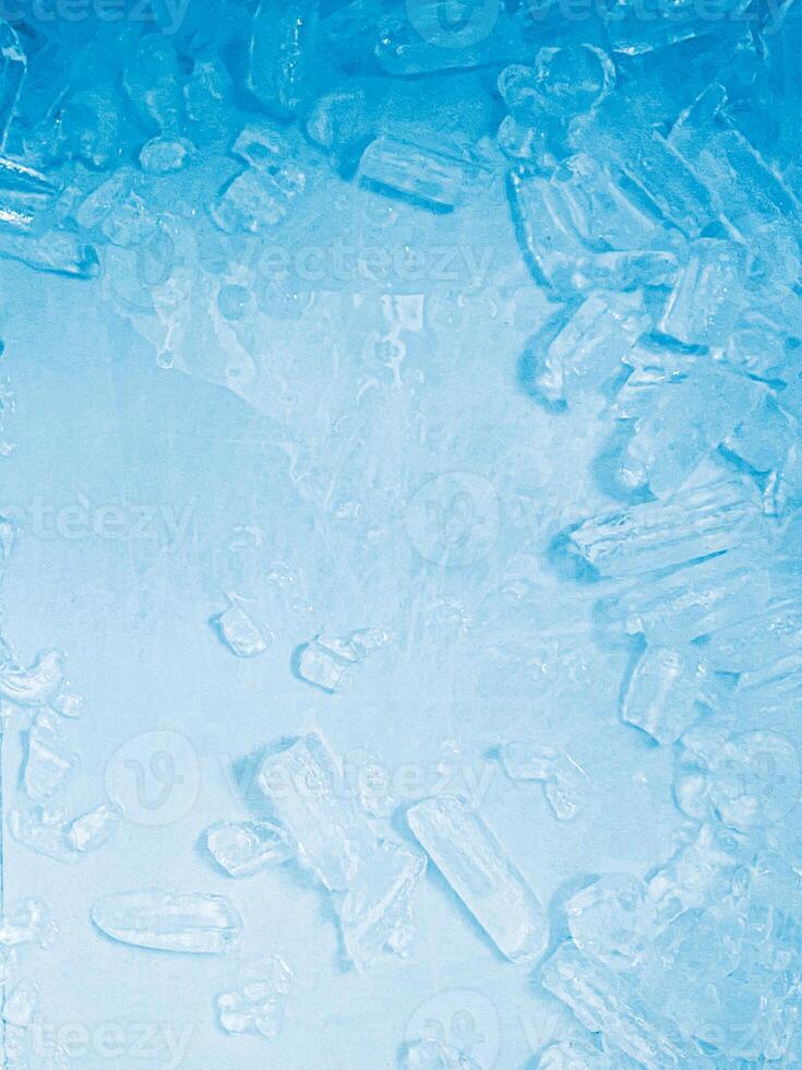 icecubes background,icecubes texture,icecubes wallpaper,ice helps to feel refreshed and cool water from the icecubes helps the water refresh your life and feel good.ice drinks for refreshment business photo