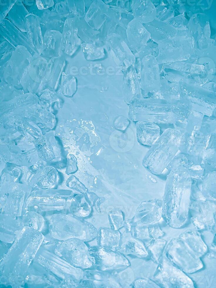 icecubes background,icecubes texture,icecubes wallpaper,ice helps to feel refreshed and cool water from the icecubes helps the water refresh your life and feel good.ice drinks for refreshment business photo