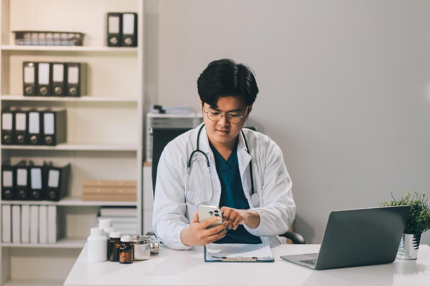 Online Medical Consultations, Asian Full time pharmacy, doctor online consulting, medical care from experienced professionals. Need a medical consultant Try this online, directly send medicines photo