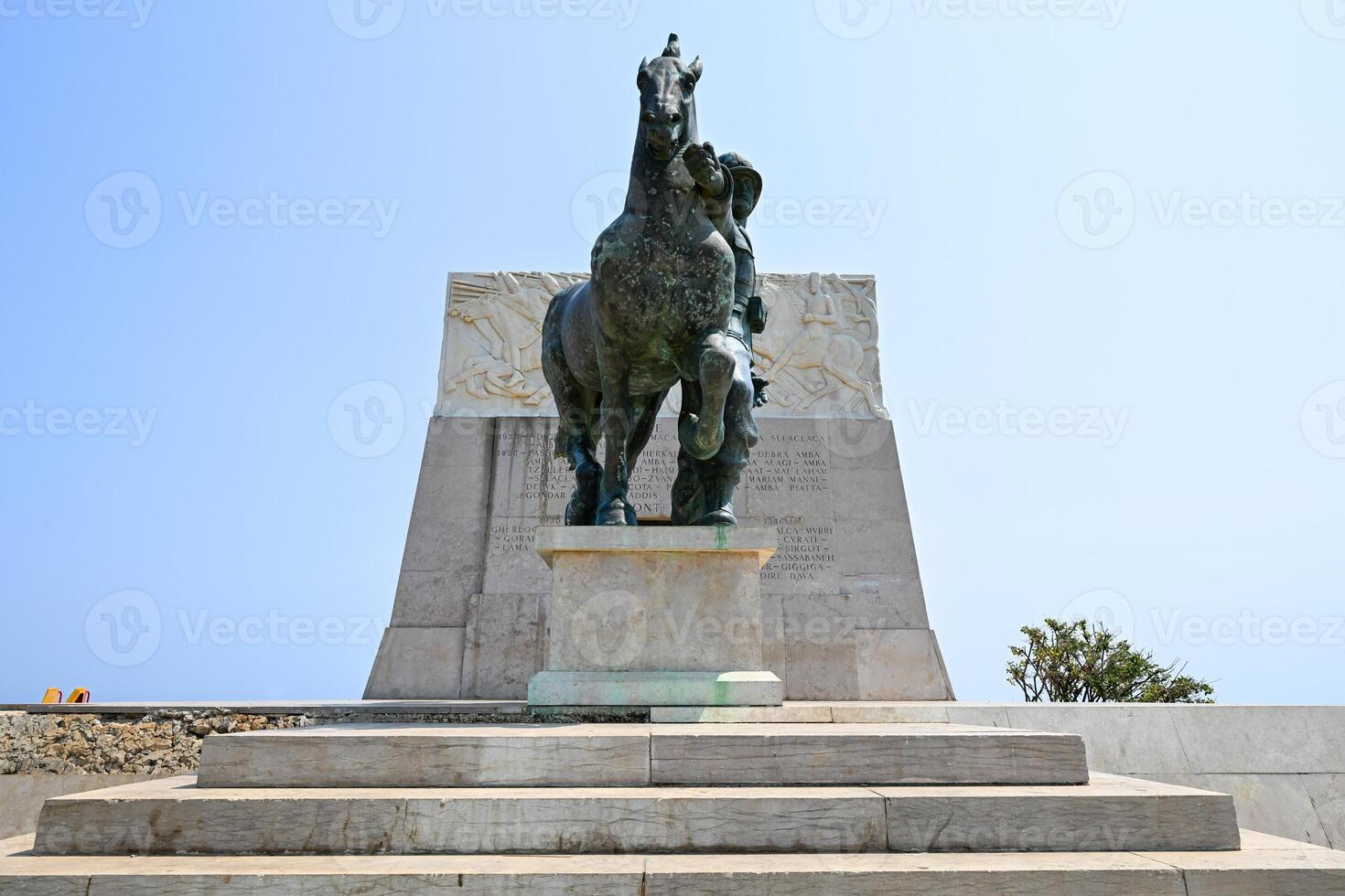 Monument to the Fallen of Africa - Syracuse, Italy photo